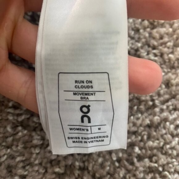 On Performance Sports Bra - Picture 3 of 3